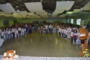 Read more about the article Proerd forma turma com mais de 70 alunos em Passos Maia