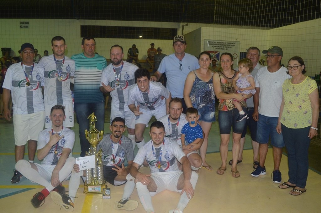 Read more about the article Passos Maia conhece campeões de nove categorias do Campeonato Municipal de Futsal