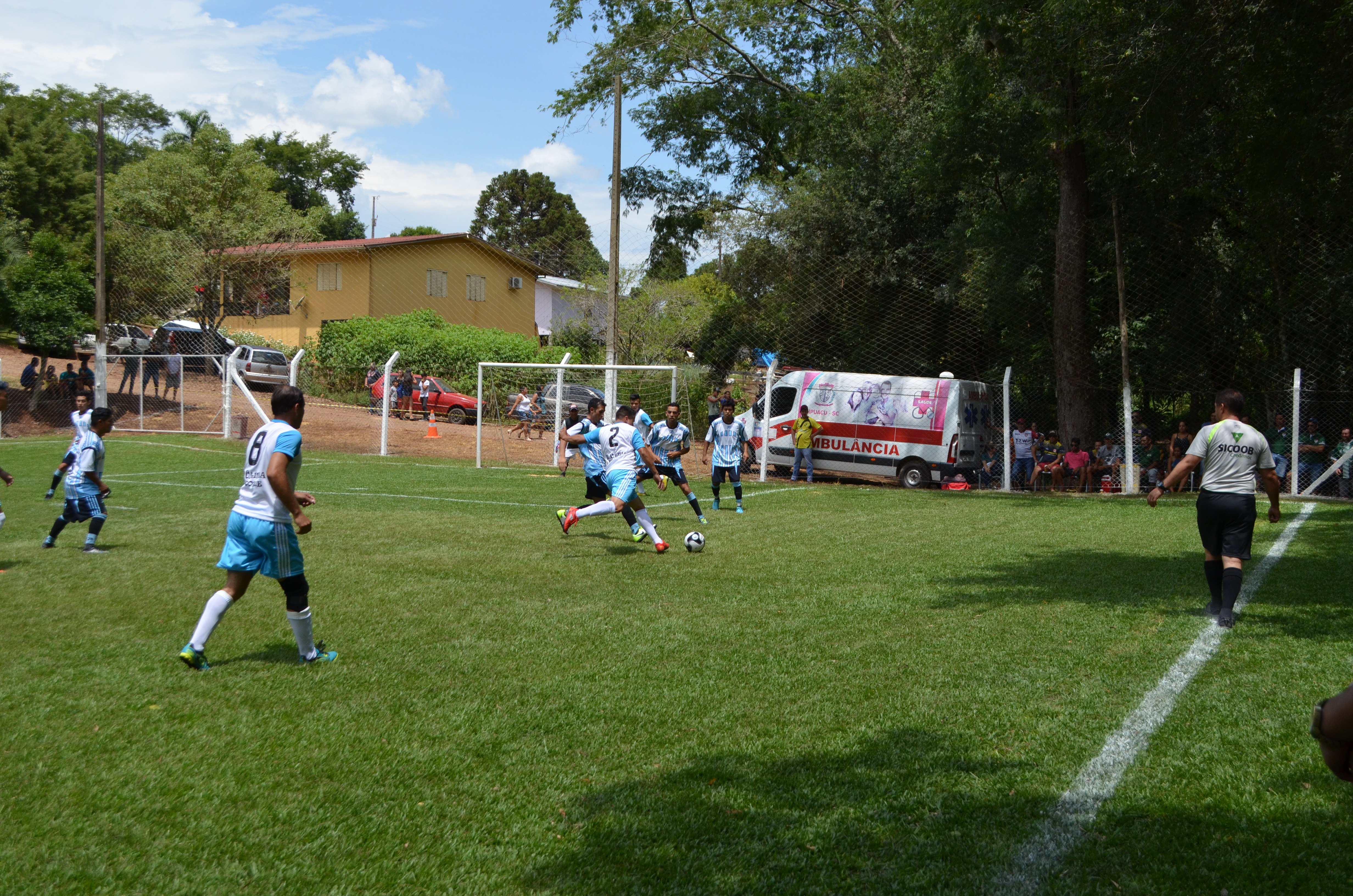 Read more about the article Dez jogos marcam a primeira rodada do Campeonato de Futebol Suíço