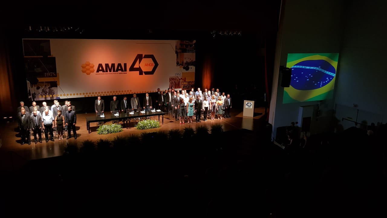 Read more about the article Encontro comemora 40 anos da AMAI