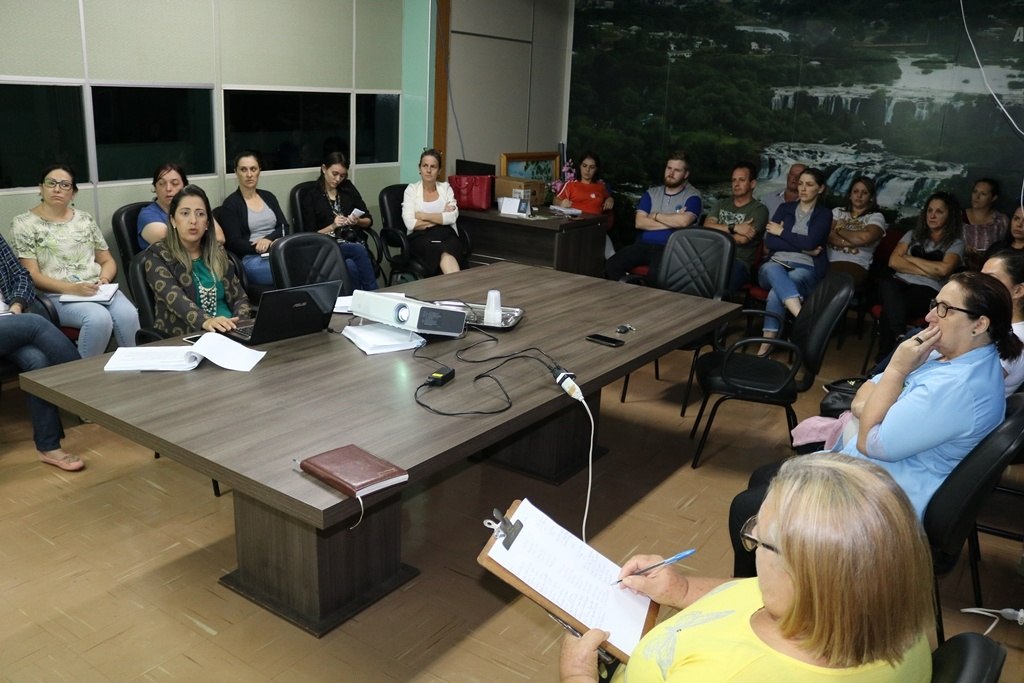 Read more about the article Projeto “Páscoa Solidária Feliz” é apresentado para escolas e entidades de Abelardo Luz