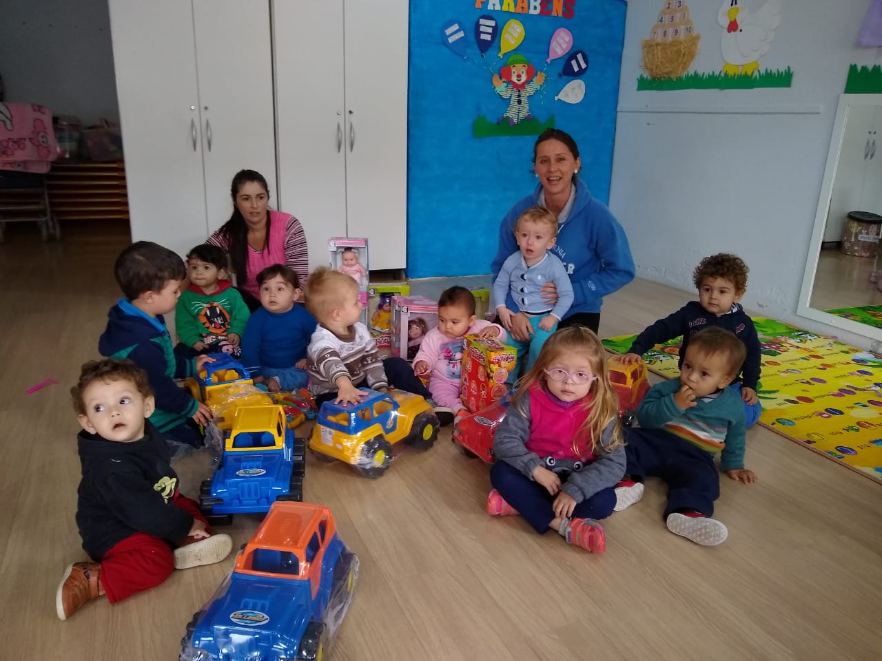 You are currently viewing Secretaria Municipal de Educação entrega novos brinquedos aos Ceims de Xaxim