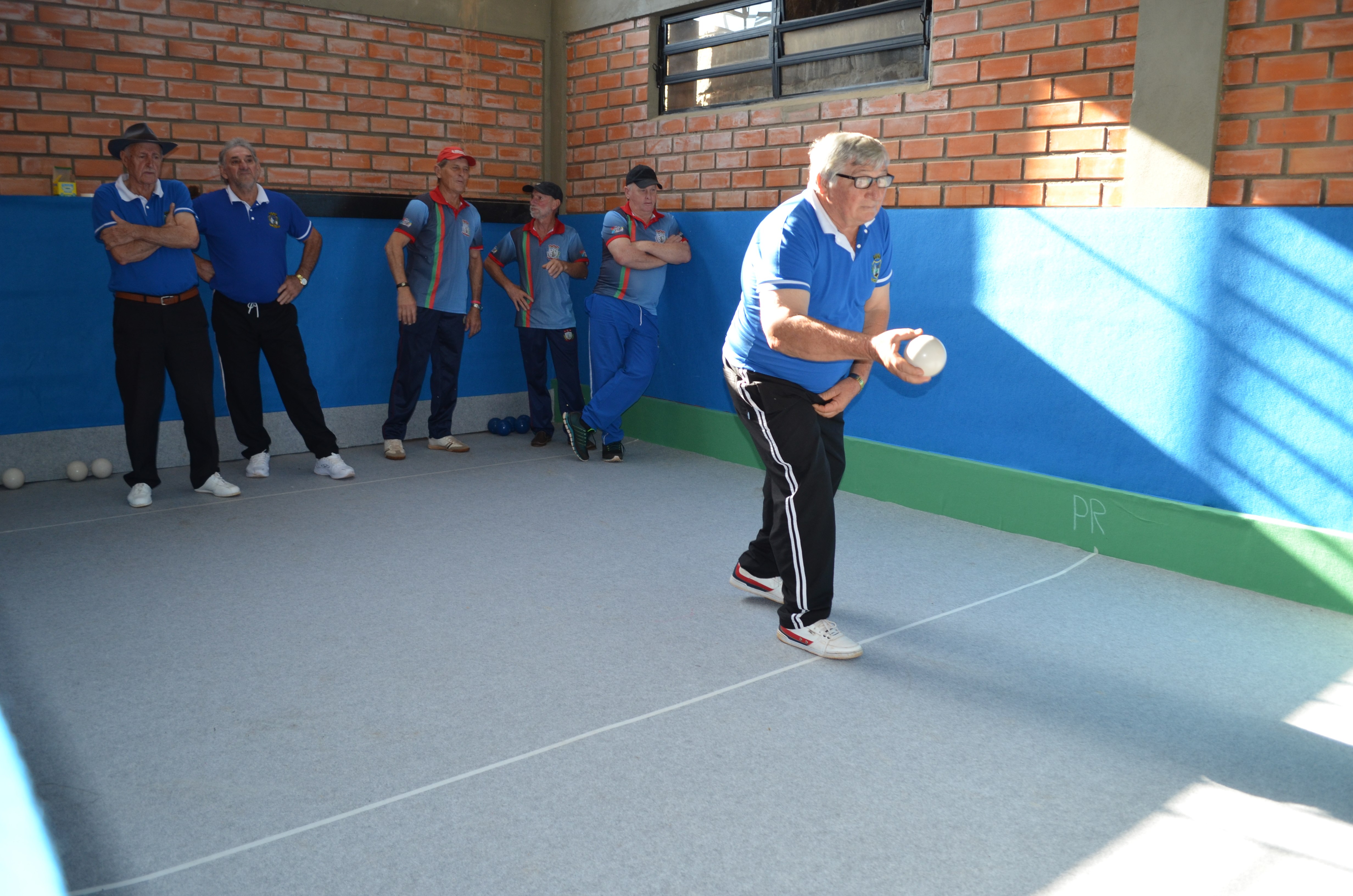 Read more about the article Marema inaugura pista de cancha de bocha em carpete