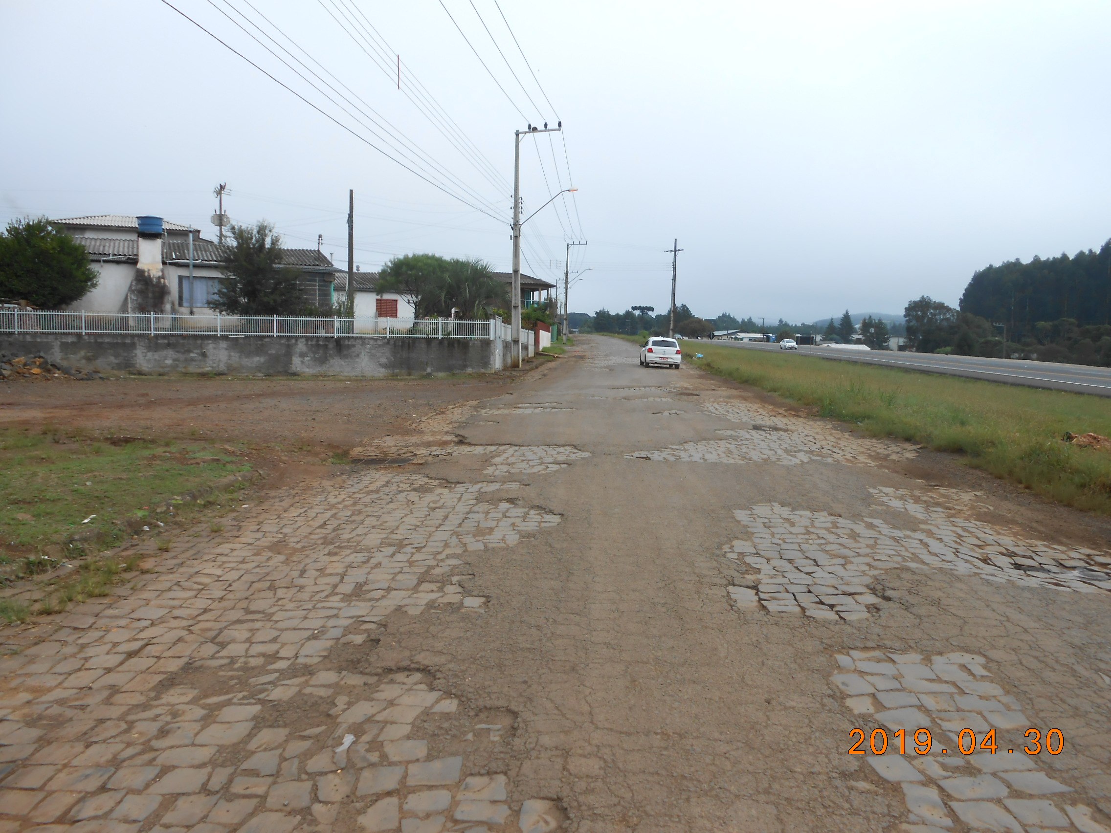 You are currently viewing AMAI realiza levantamento para pavimentação de paralela em Ponte Serrada