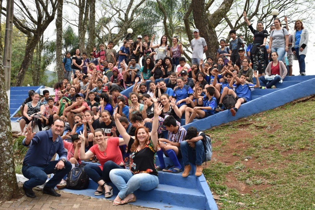 Read more about the article Futsal e almoço integram adolescentes do SCFV de Passos Maia e Ponte Serrada