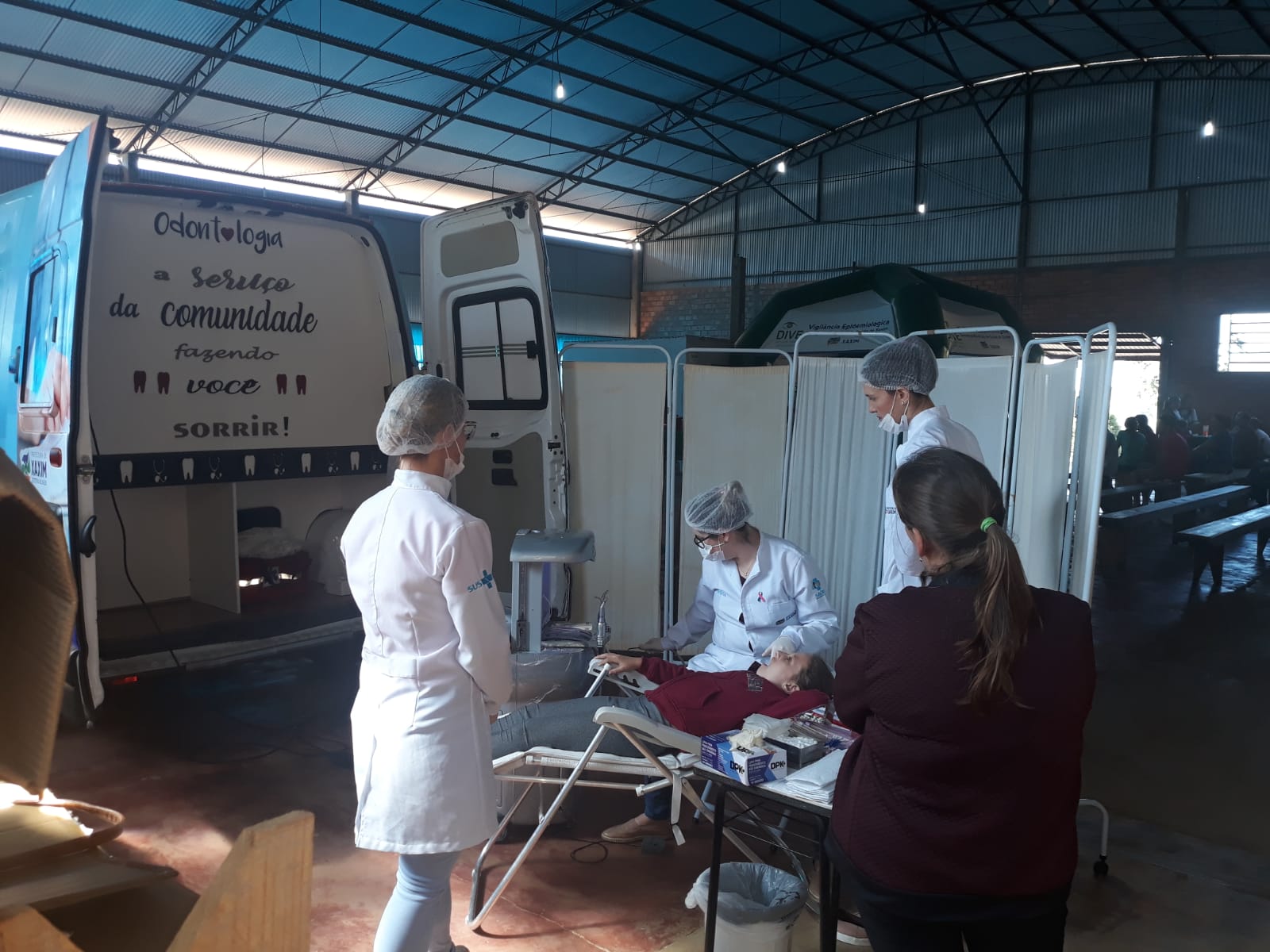 Read more about the article Projeto “A Saúde Mais Perto de Você” visita à comunidade de Santa Lúcia