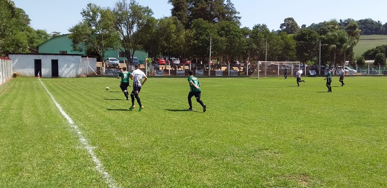 Read more about the article Confira os resultados da 6ª rodada do Campeonato Municipal de Futebol de Campo de Ipuaçu