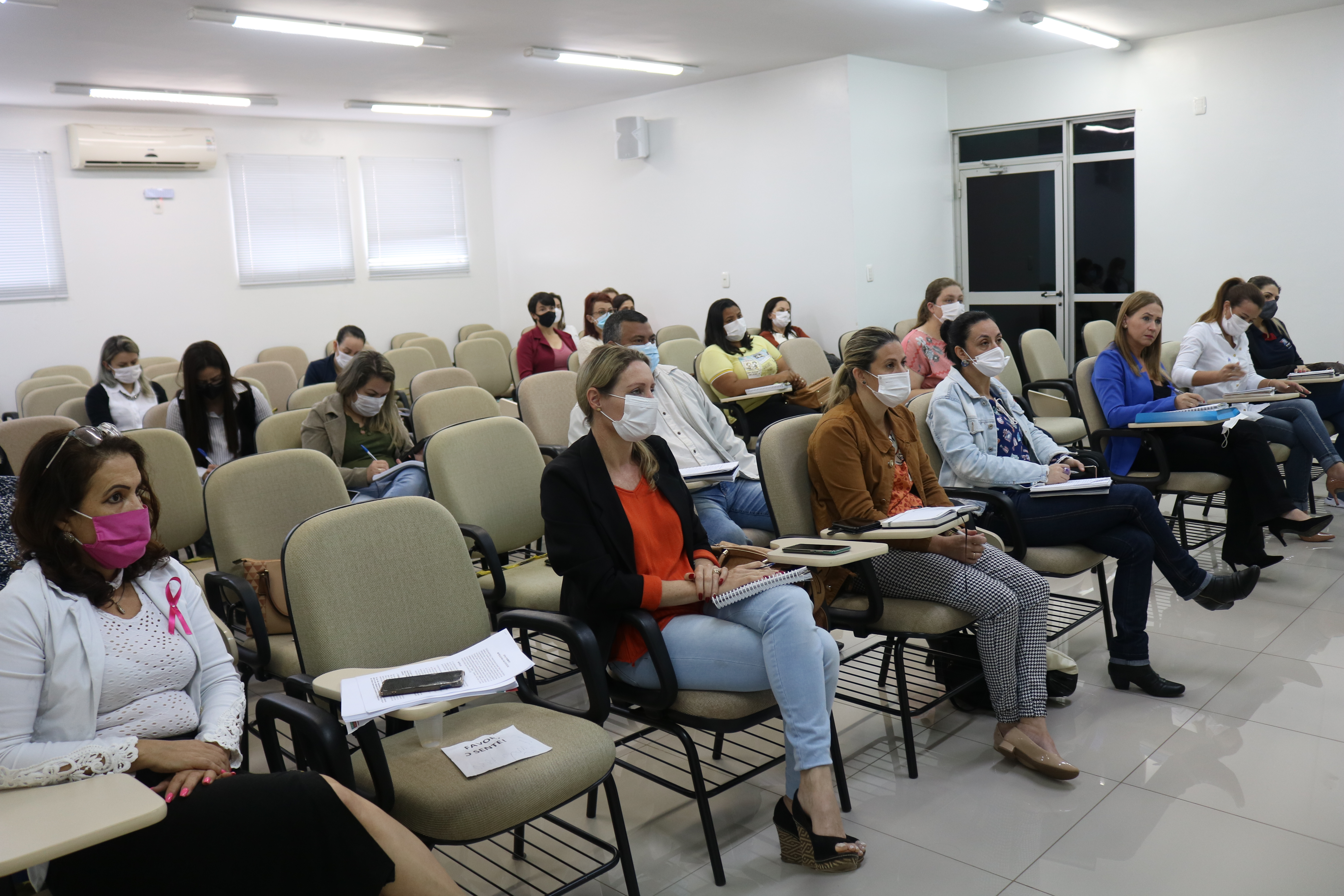 Read more about the article AMAI auxilia municípios na organização das Conferências Municipais de Educação