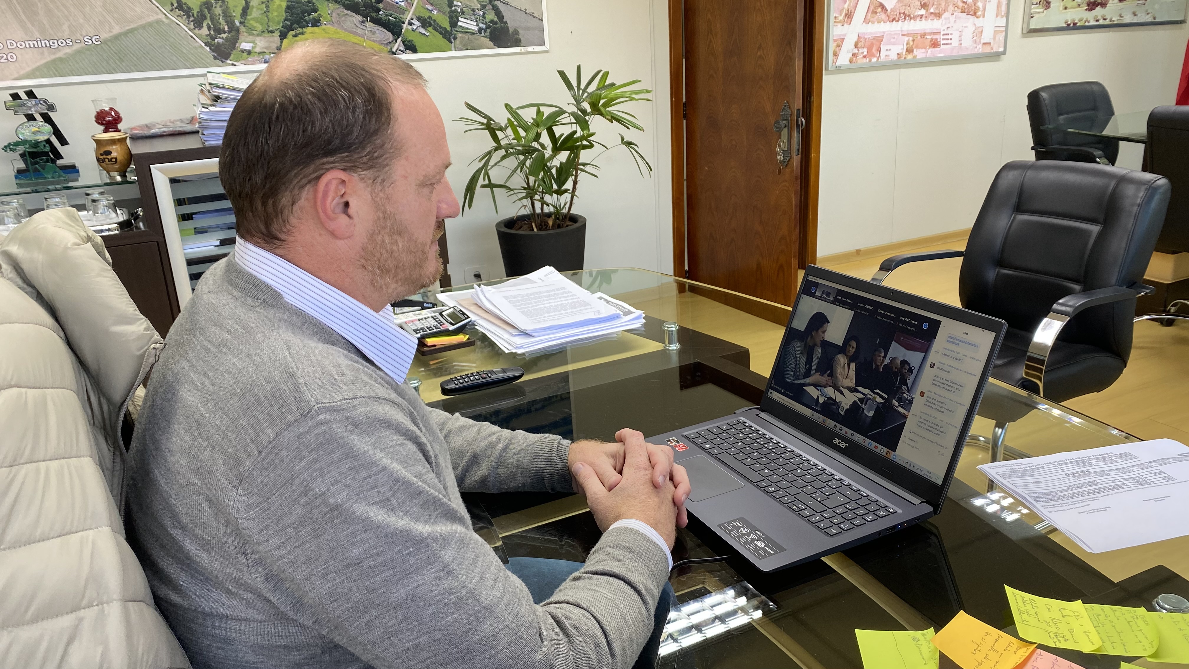 You are currently viewing Presidente da AMAI participa de audiência sobre o programa SC Mais Moradia