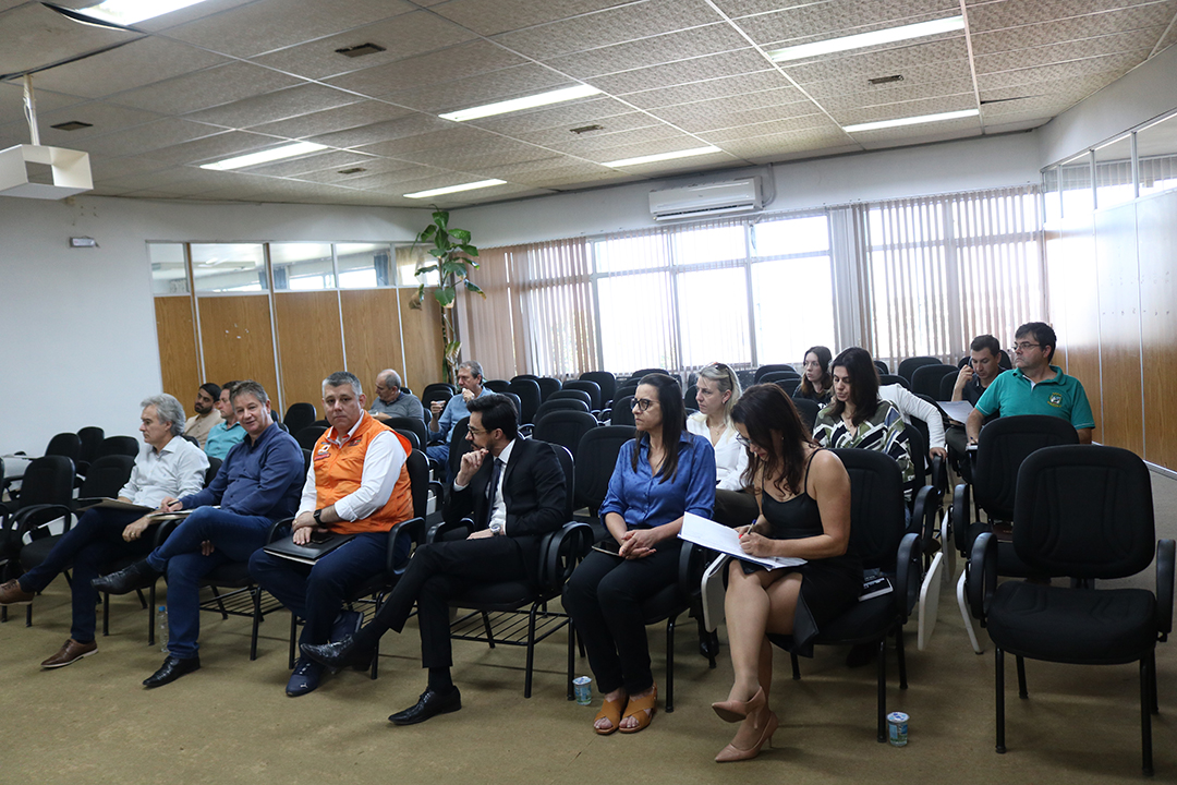 You are currently viewing Prefeitos participam de Assembleia na AMAI