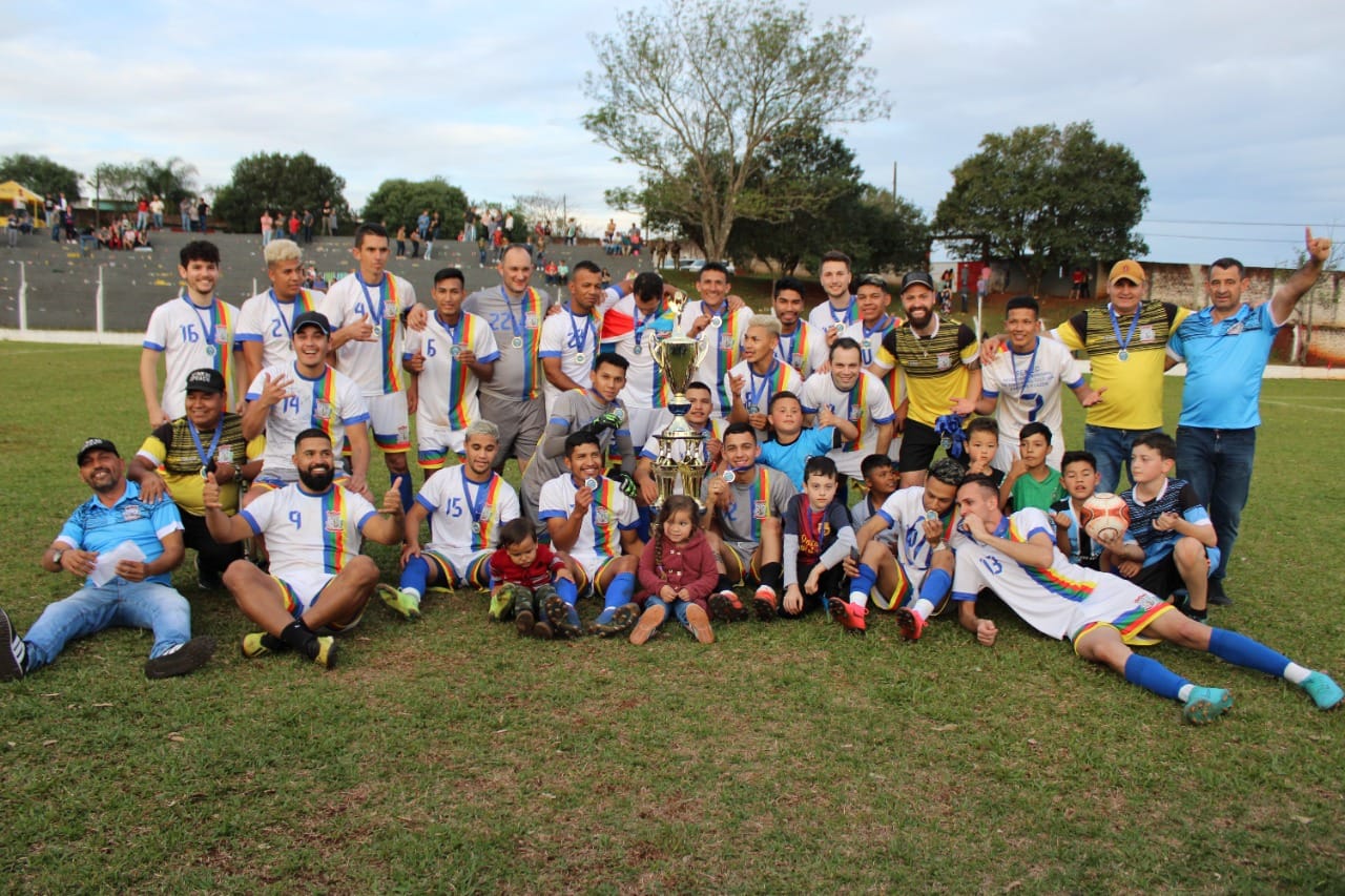 Read more about the article AMAI auxilia com premiação aos atletas na Copa Amai