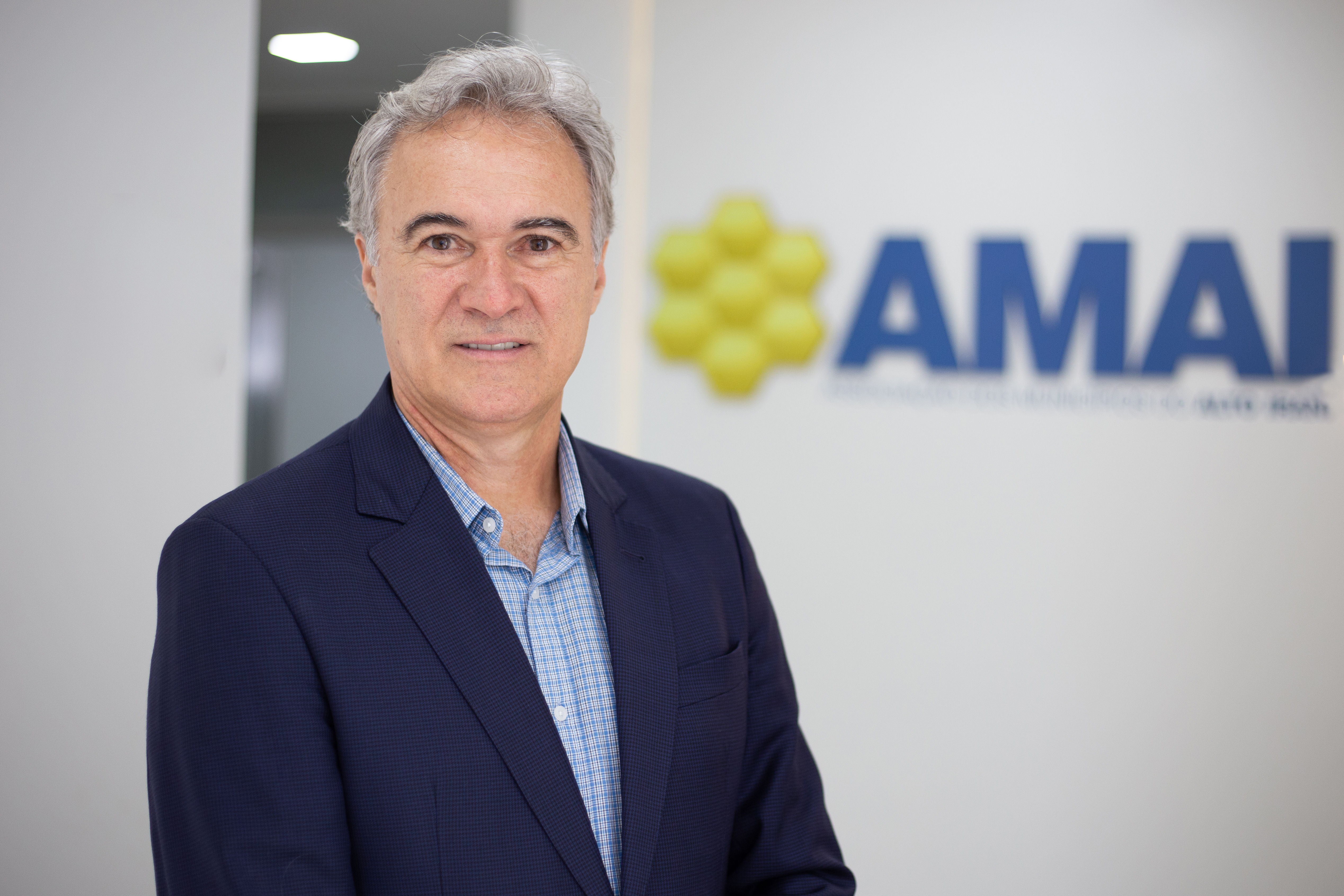 Read more about the article Oscar Martarello, prefeito de Xanxerê, é o novo presidente da AMAI