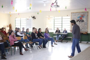 Read more about the article FNDE realiza reunião na Escola Indígena Cacique Vanhkrê