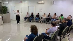 Read more about the article Servidores da região AMAI participam de formação sobre eSocial