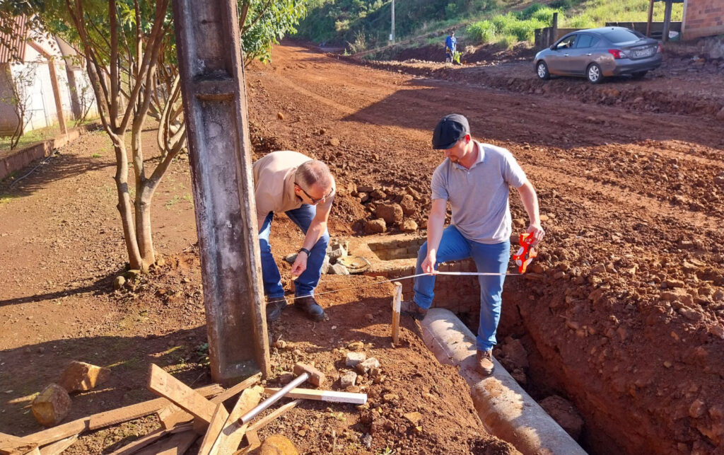 Equipe da AMAI realiza demarcação de ruas em Marema